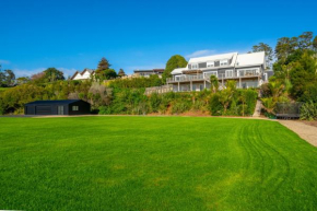 Clifton Lodge - Whitford Lower Level Holiday Apartment